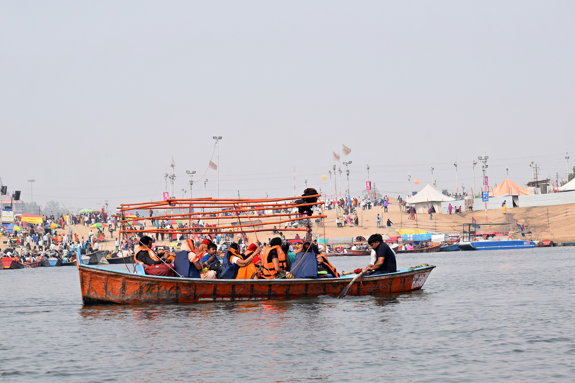 Rudra.Tours: The Sangam or Confluence of the Ganga and the Yamuna in Prayagraj(erstwhile Allahabad) in our Varanasi Tour. 